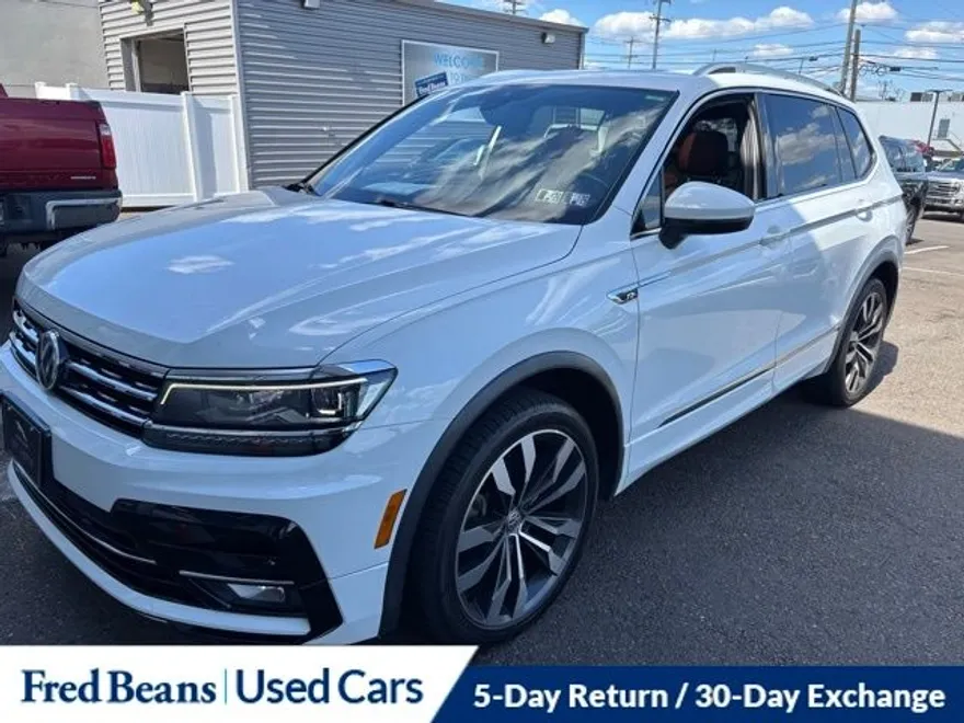 2019 Volkswagen Tiguan SEL Premium R-Line photo 1