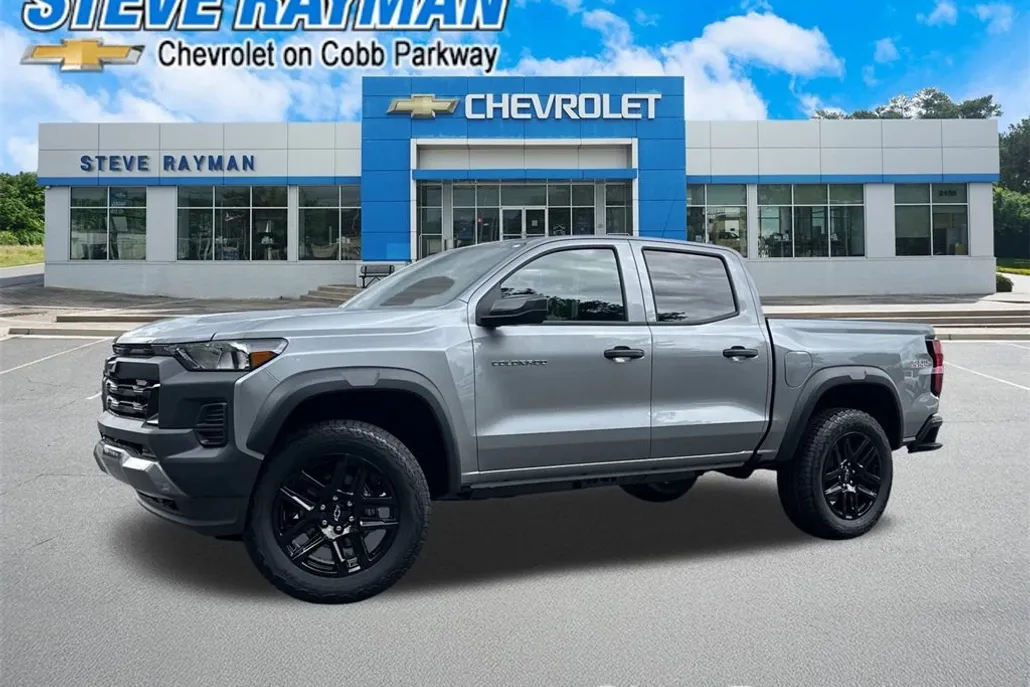 2025 Chevrolet Colorado Trail Boss photo 1