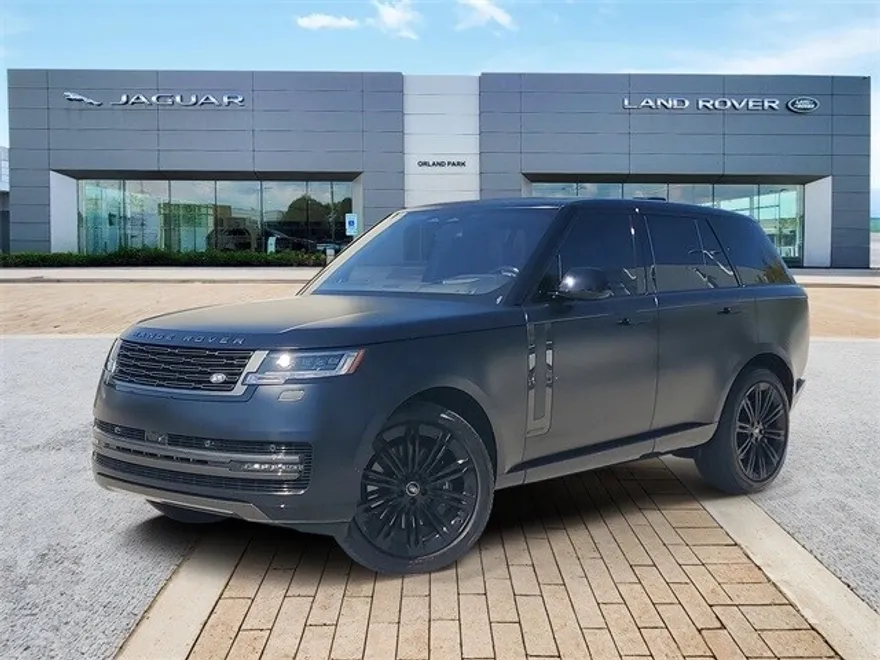 2023 Land Rover Range Rover Autobiography photo 1