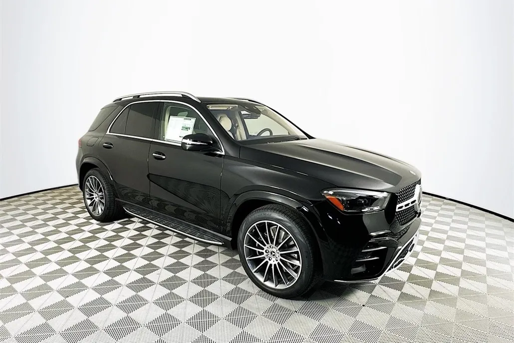 2026 Mercedes Benz GLE 450 4MATIC photo 1