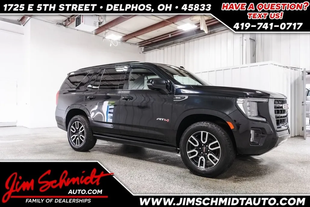 2023 Gmc Yukon AT4 photo 1