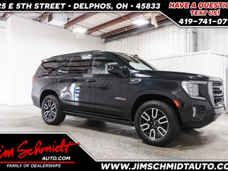 2023 Gmc Yukon AT4 photo 1