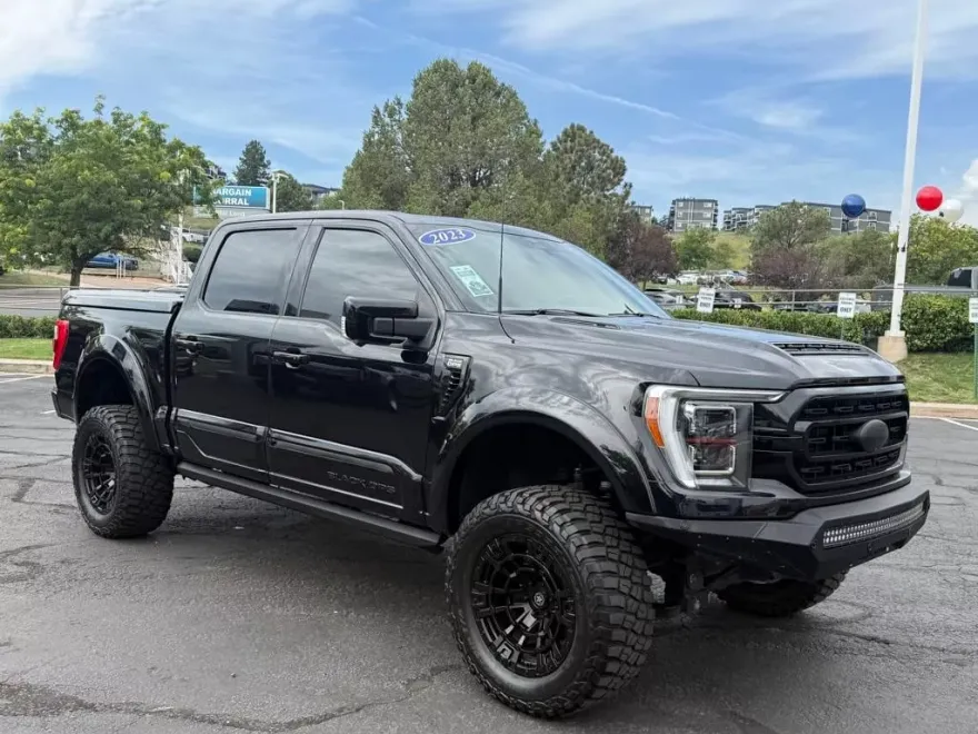 2023 Ford F-150 Lariat photo 1