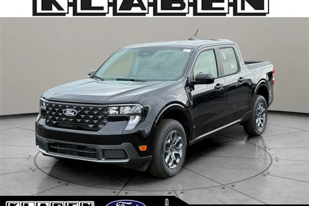 2025 Ford Maverick XLT photo 1