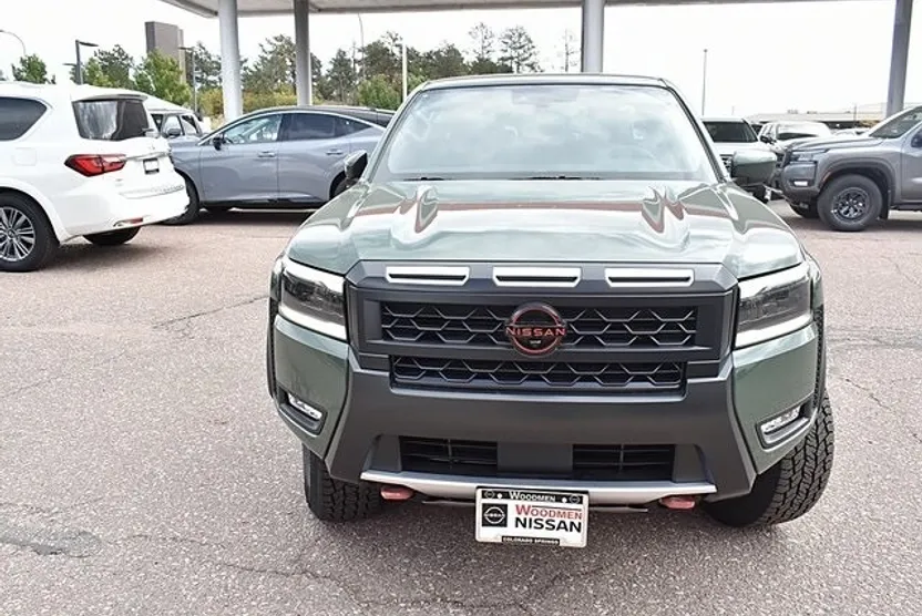 2026 Nissan Frontier PRO-4X photo 1