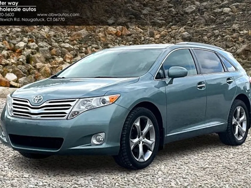 2010 Toyota Venza photo 1