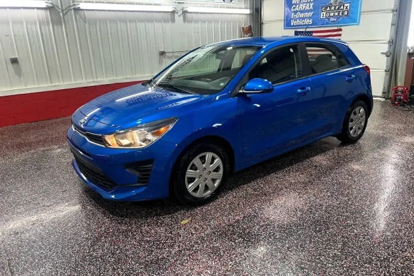 2021 Kia Rio S photo 1