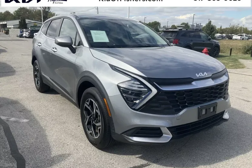 2024 Kia Sportage LX photo 1