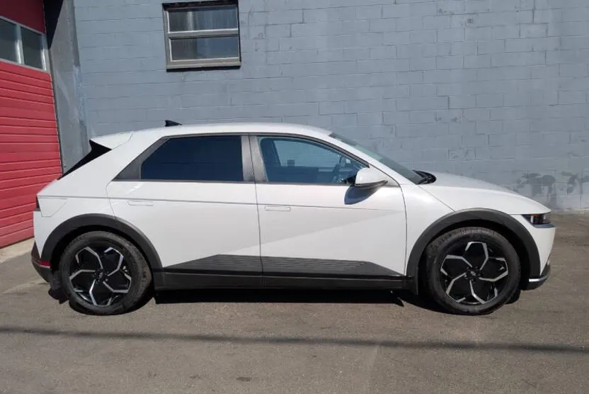 2023 Hyundai Ioniq 5 SEL photo 1