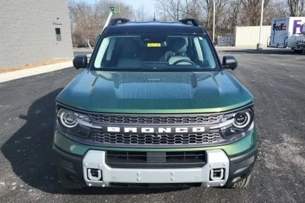 2025 Ford Bronco Sport Badlands photo 1