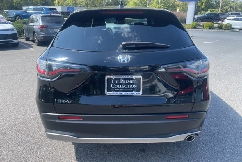 2023 Honda HR-V Sport photo 1