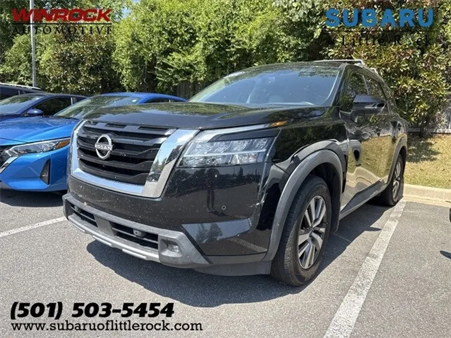 2022 Nissan Pathfinder SL photo 1