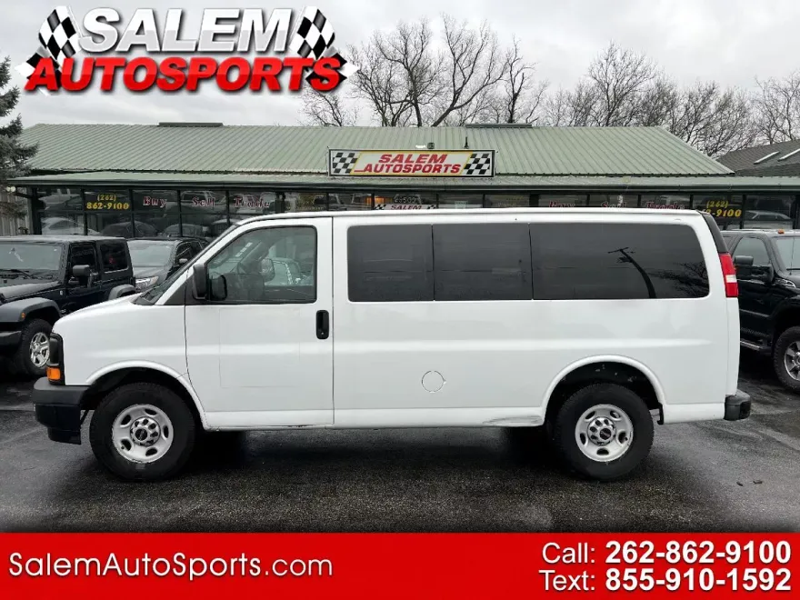 2017 Gmc Savana Cargo photo 1