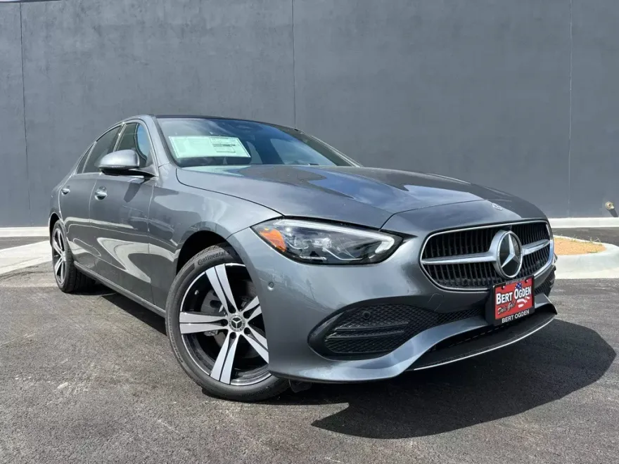 2024 Mercedes Benz C 300 photo 1