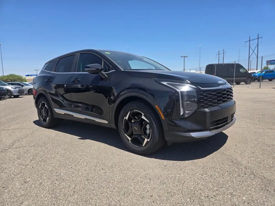 2026 Kia Sportage EX photo 1