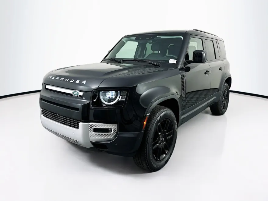 2025 Land Rover Defender 110 S photo 1