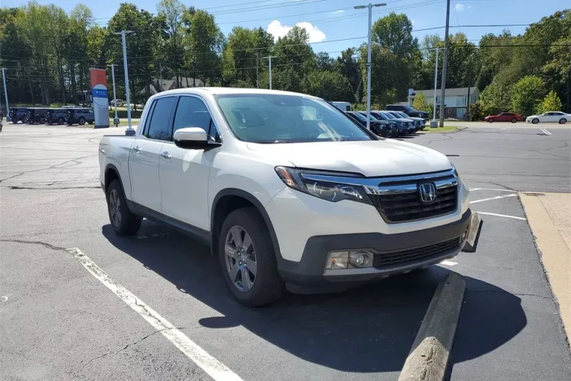 2020 Honda Ridgeline RTL-E photo 1