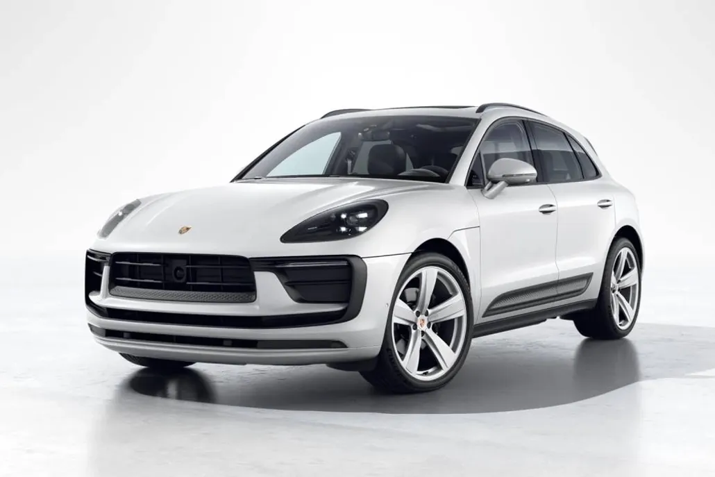 2026 Porsche Macan T photo 1