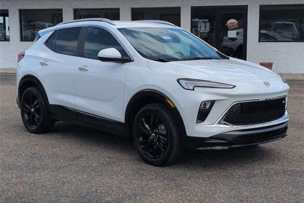 2024 Buick Encore Sport Touring photo 1