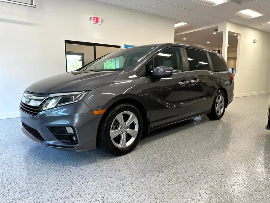 2020 Honda Odyssey EX-L photo 1