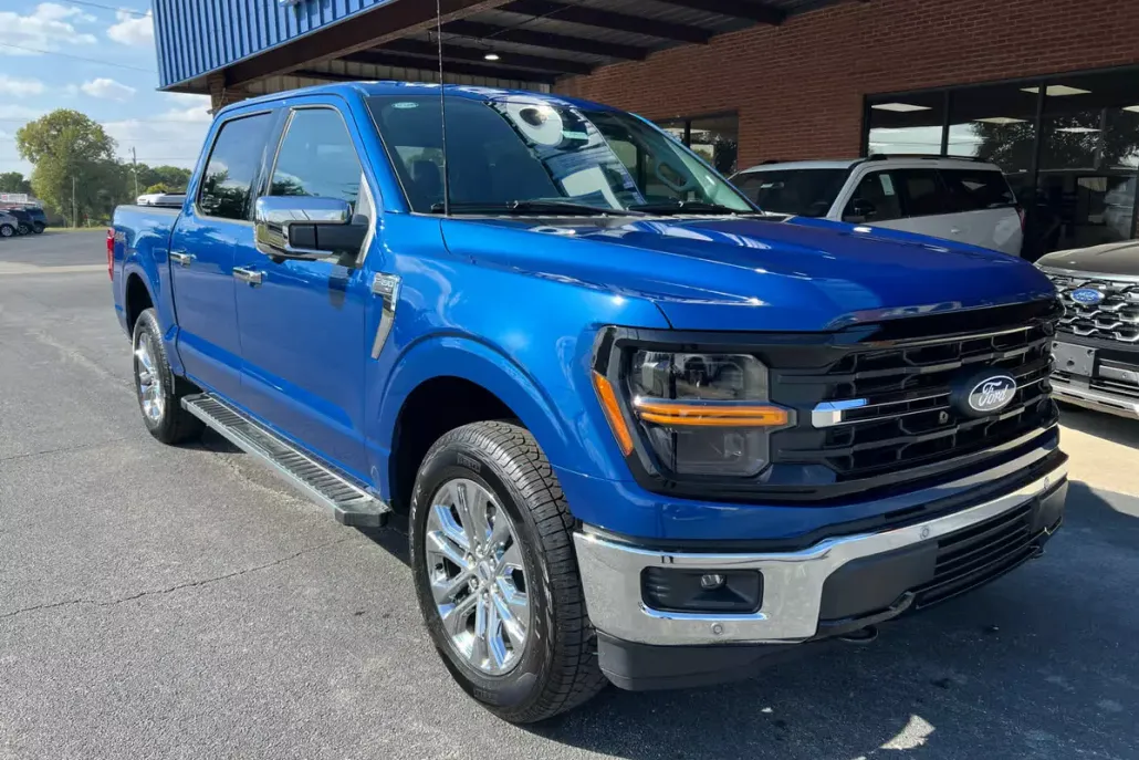 2025 Ford F-150 XLT photo 1