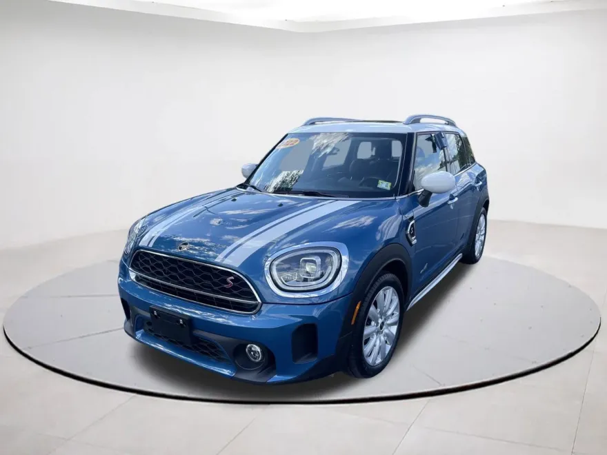 2022 Mini Countryman S ALL4 photo 1
