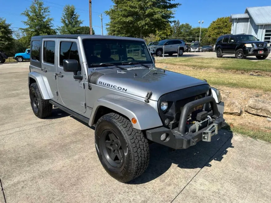 2015 Jeep Wrangler Rubicon photo 1