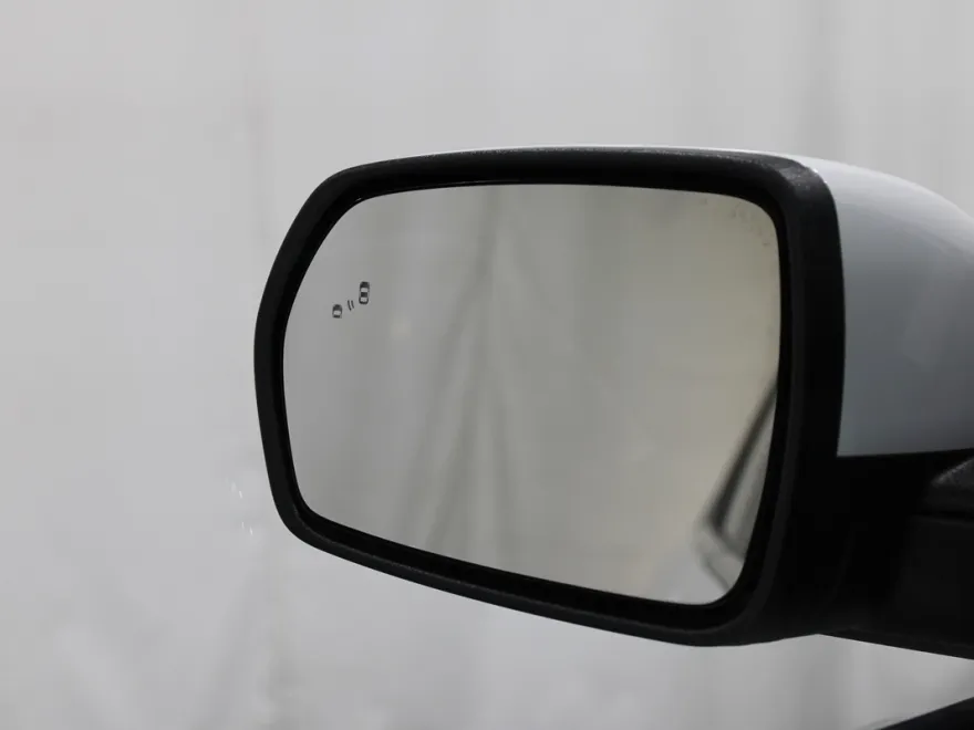 2023 Ford Edge SEL photo 1
