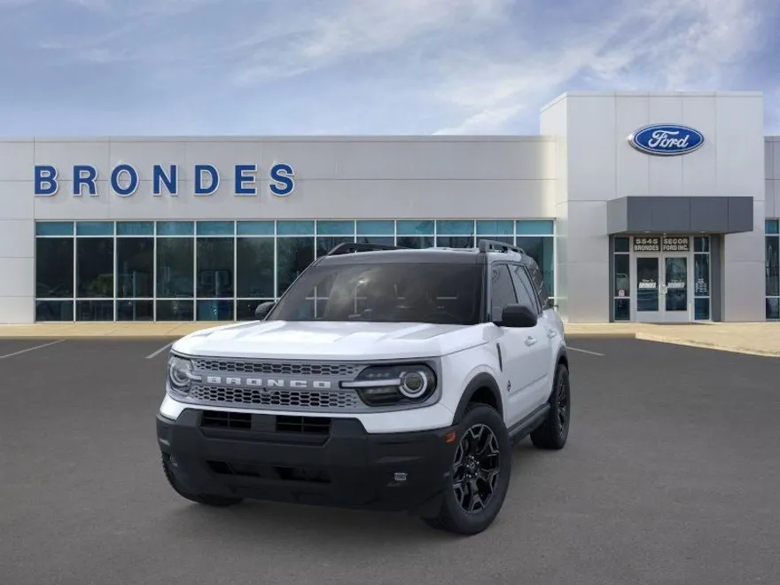 2025 Ford Bronco Sport Outer Banks photo 1