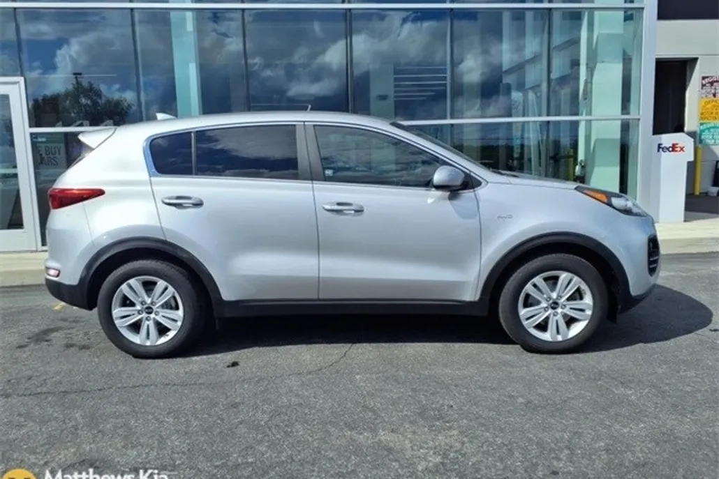 2019 Kia Sportage LX photo 1