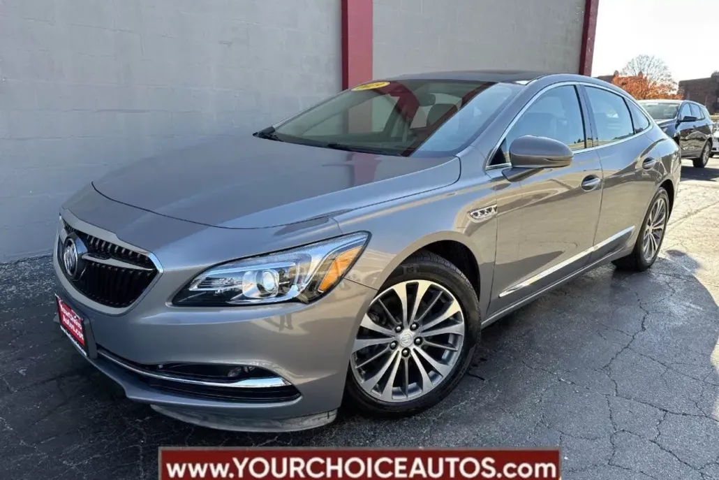 2019 Buick LaCrosse Premium photo 1