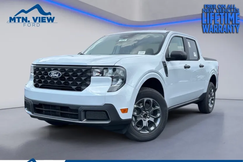 2025 Ford Maverick XLT photo 1