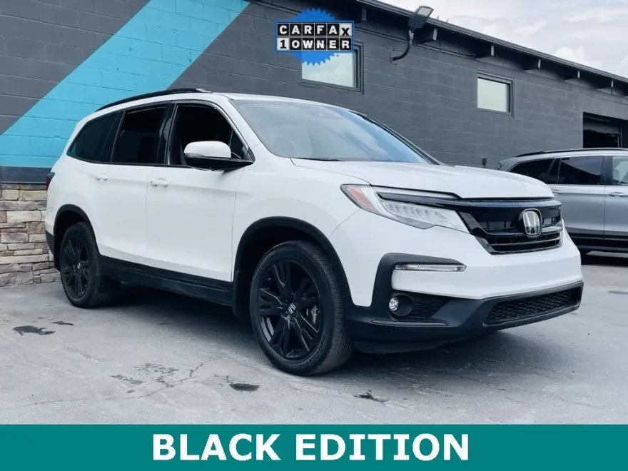 2022 Honda Pilot Black Edition photo 1