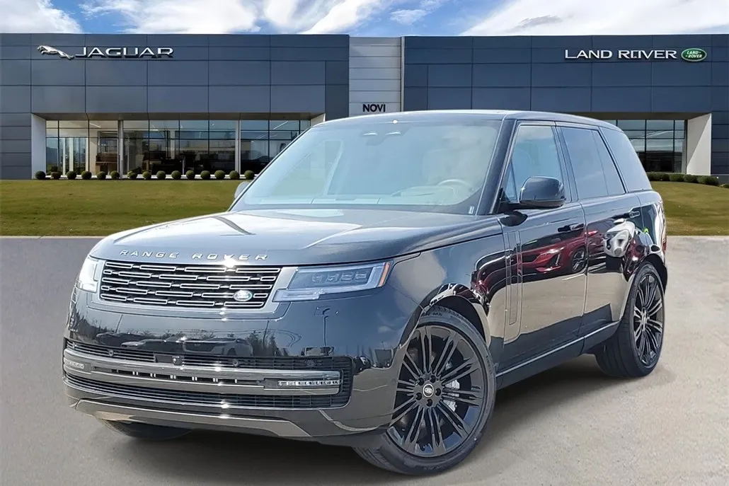 2025 Land Rover Range Rover SE photo 1