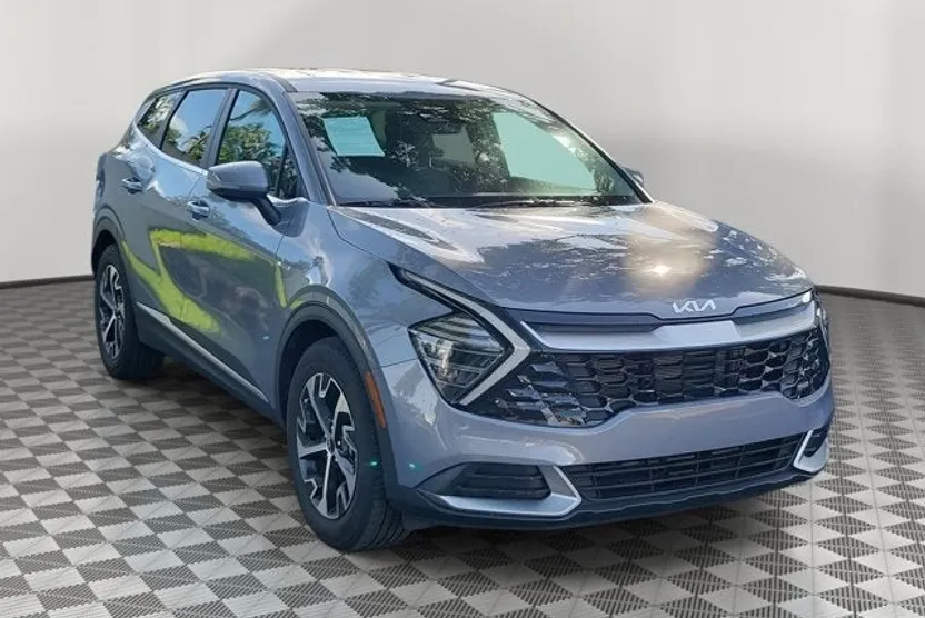 2024 Kia Sportage EX photo 1