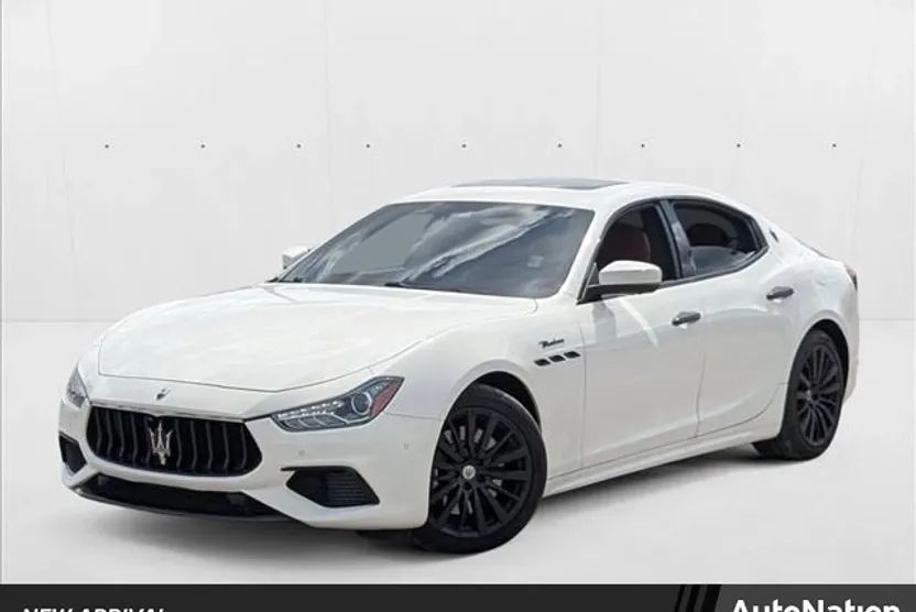 2022 Maserati Ghibli Modena Q4 photo 1