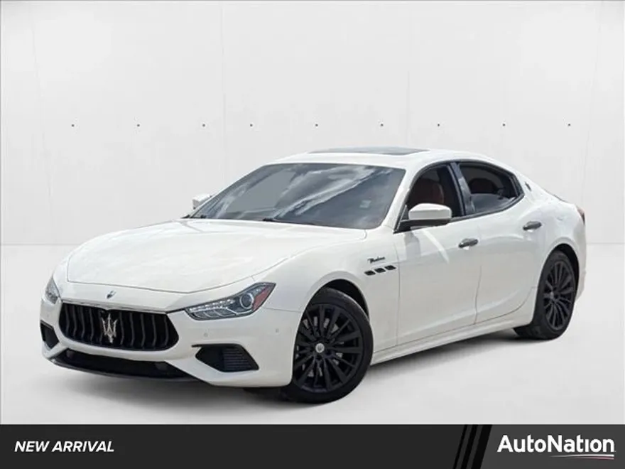 2022 Maserati Ghibli Modena Q4 photo 1
