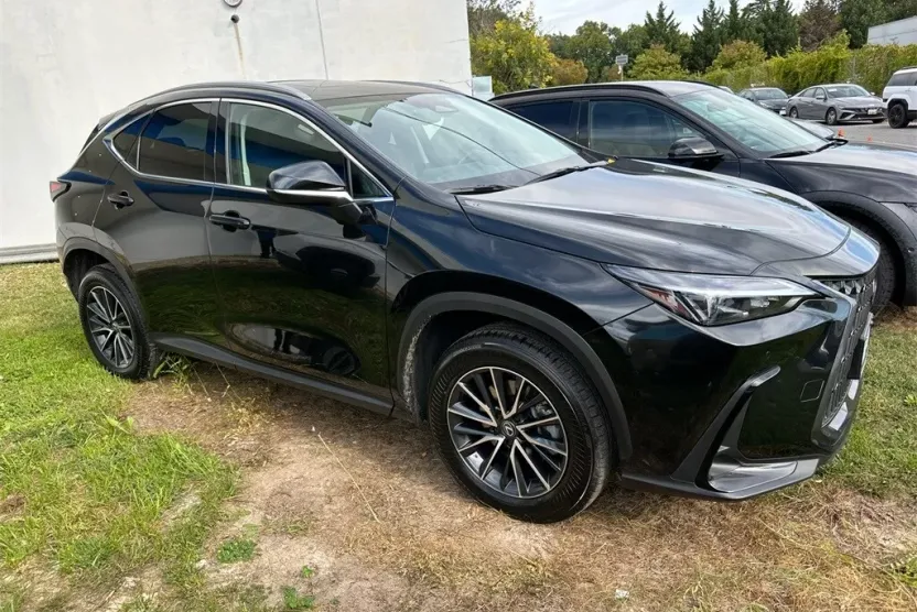 2025 Lexus NX 350 Premium photo 1