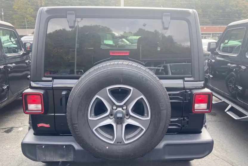 2023 Jeep Wrangler Sport S photo 1