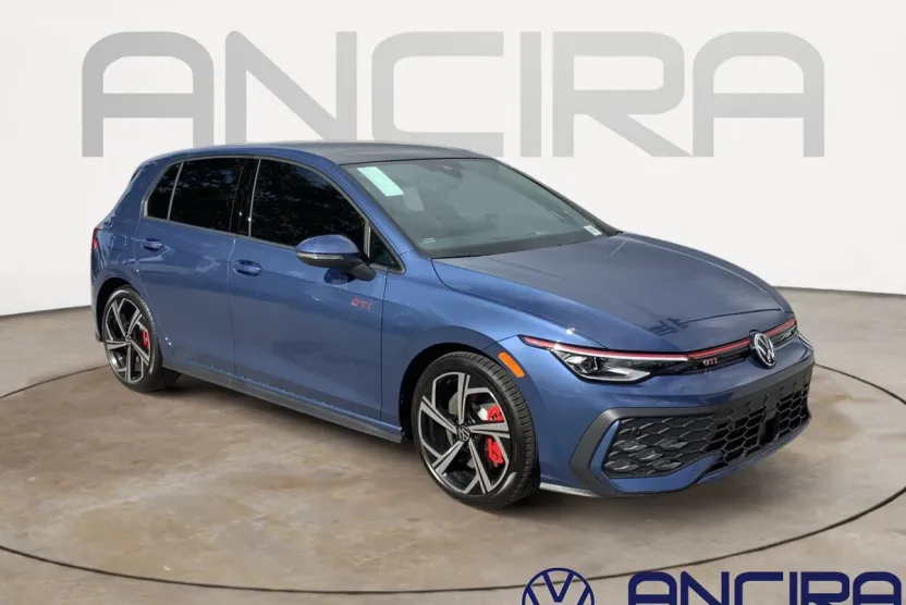 2025 Volkswagen Golf GTI SE photo 1