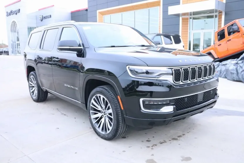 2025 Jeep Wagoneer Series II photo 1