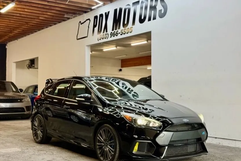 2016 Ford Focus RS photo 1