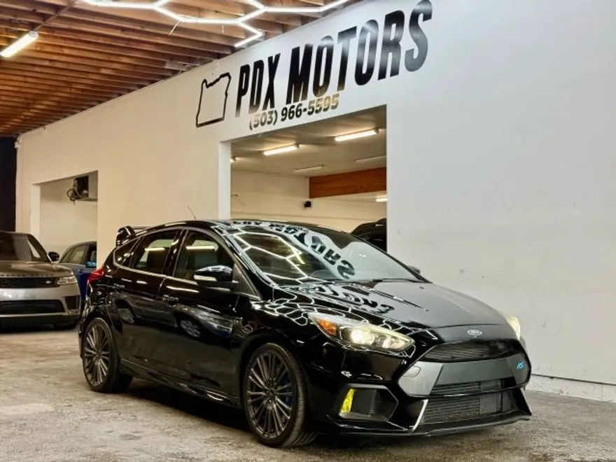 2016 Ford Focus RS photo 1