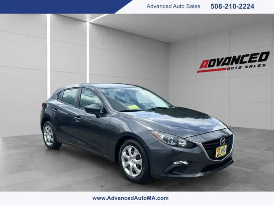 2015 Mazda Mazda3 i Sport Hatchback photo 1