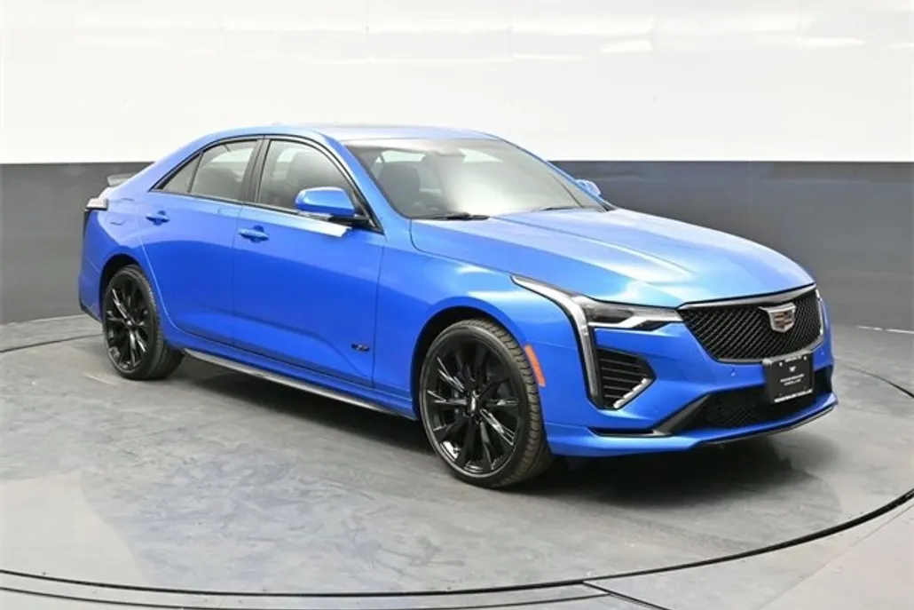 2025 Cadillac CT4 photo 1
