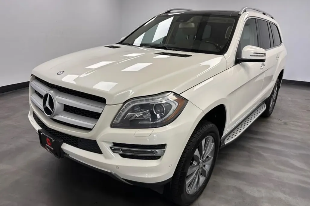 2015 Mercedes Benz GL 450 photo 1