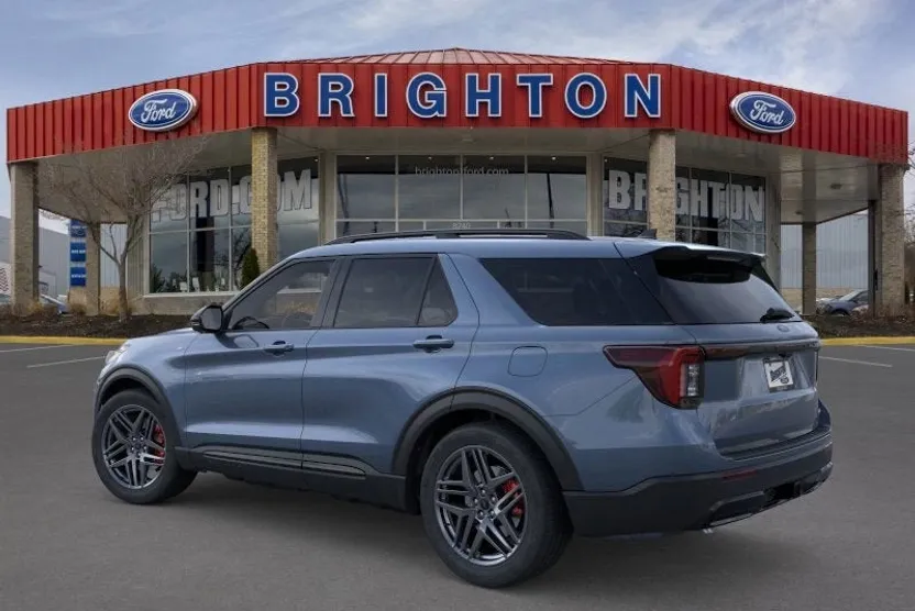 2025 Ford Explorer ST-Line photo 1