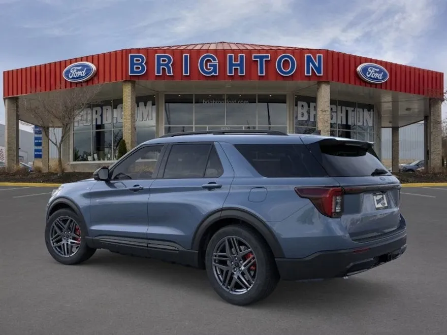 2025 Ford Explorer ST-Line photo 1