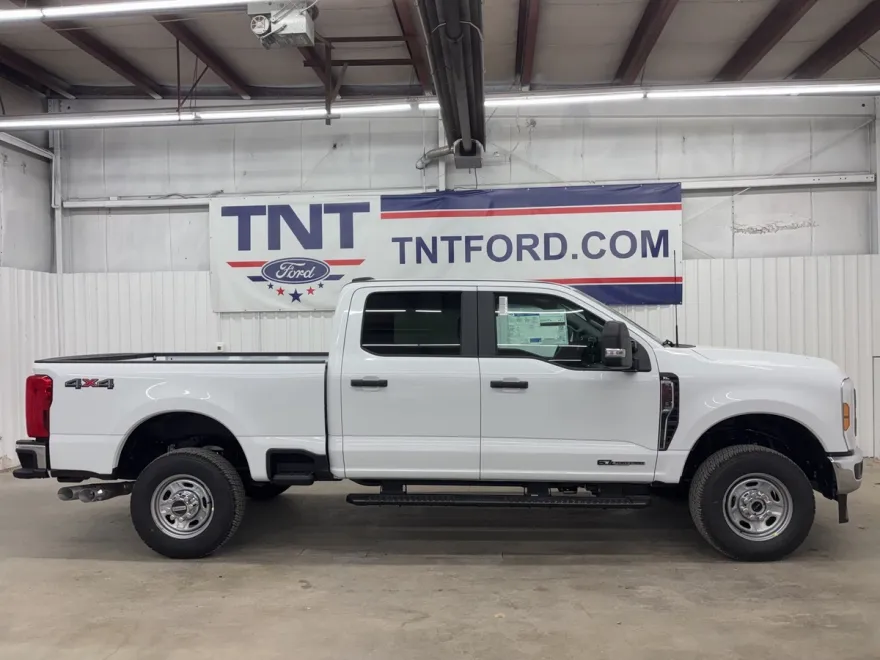 2026 Ford F-350 XL photo 1