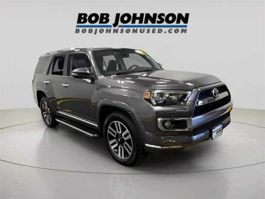 2017 Toyota 4Runner Limited photo 1